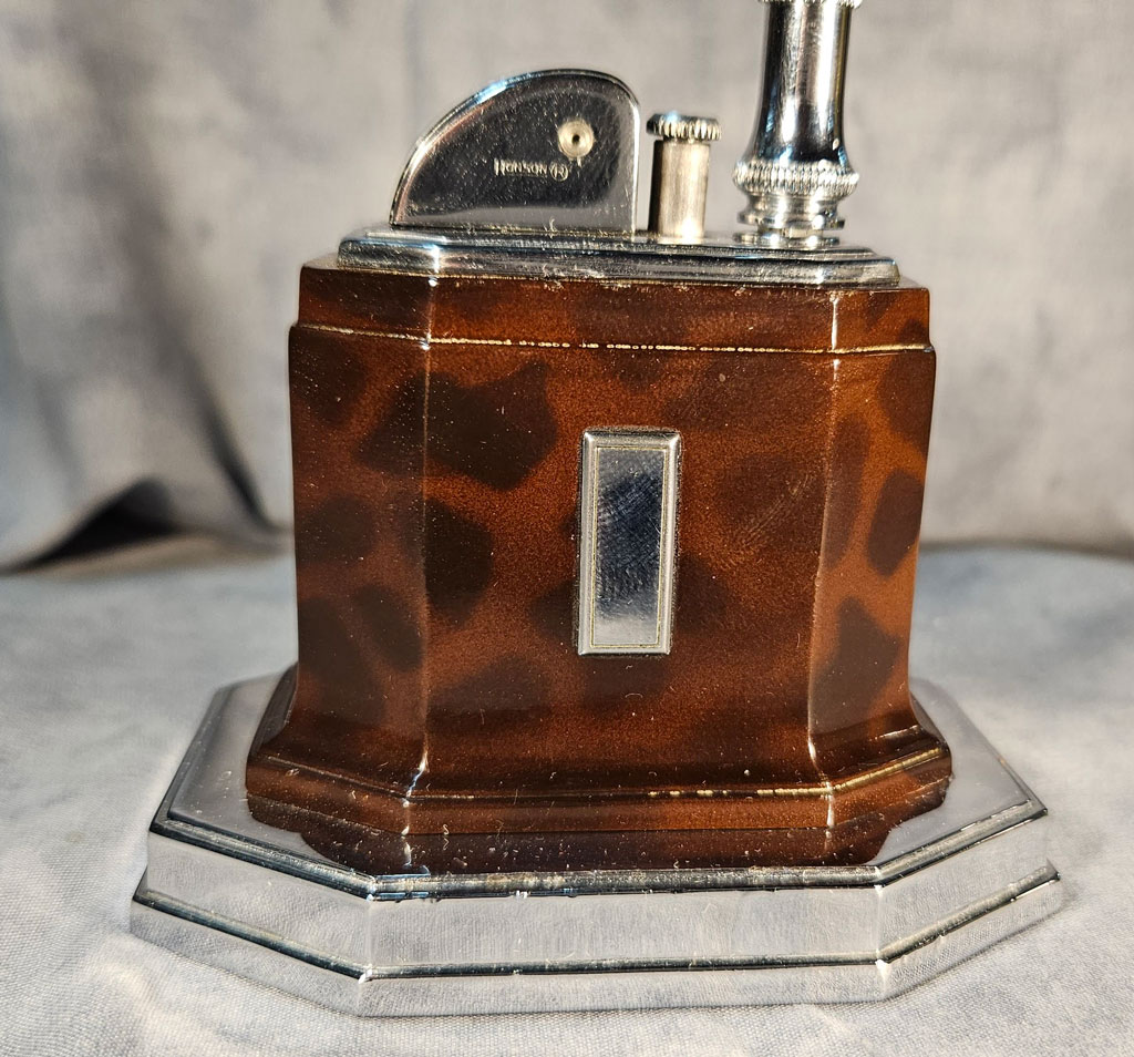 Art Deco Touch Tip Ronson Lighters and other table models for sale