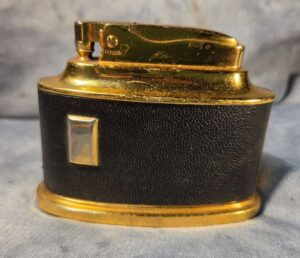 Ronson Black and Gold Senator Table Lighter
